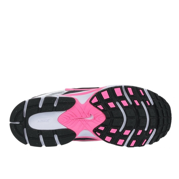 Nike V5 RNR Women's Sneaker - Black/Pink - Picture 5 of 5